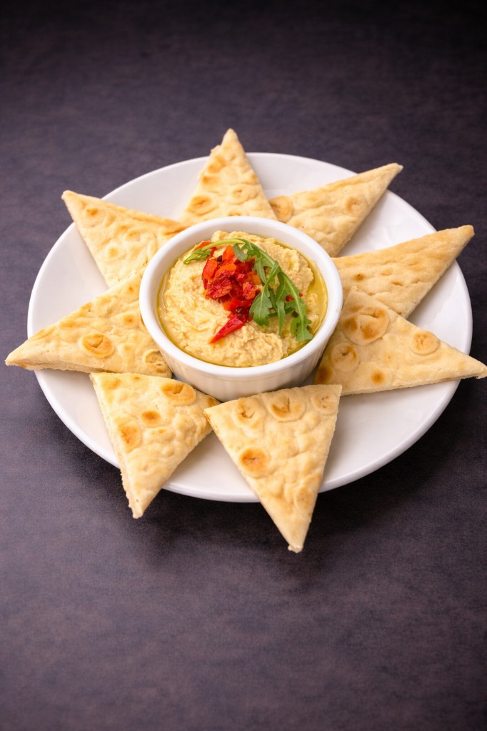 Garlic infused hummus
