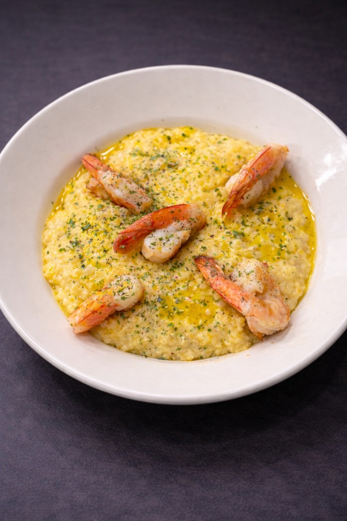 Butter garlic shrimp and grits